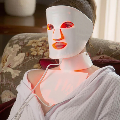 7 colores llevaron la máscara PDT de la belleza de Phototherapy llevaron la luz facial de la máquina encima de las herramientas llevadas terapia del cuidado de piel del BALNEARIO de la mascarilla